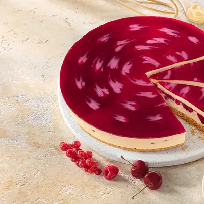 Rote-Grütze-Vanille-Meistertorte 